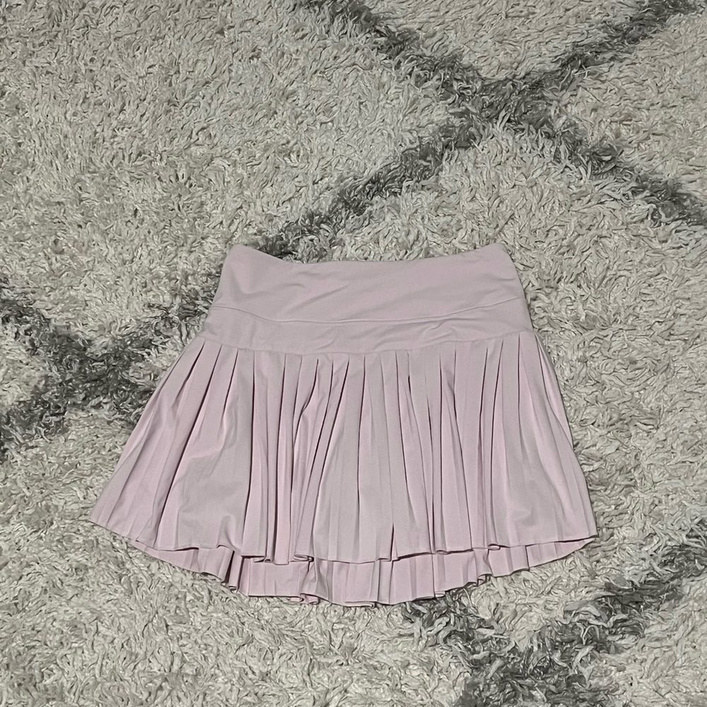 Gold Hinge 15" Pleated Tennis Skirt in Pearl Pink Size M
